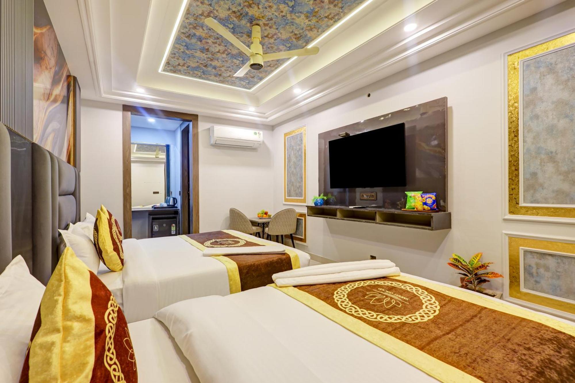 Hotel Armani Suites By Smart Group New Delhi Exterior photo